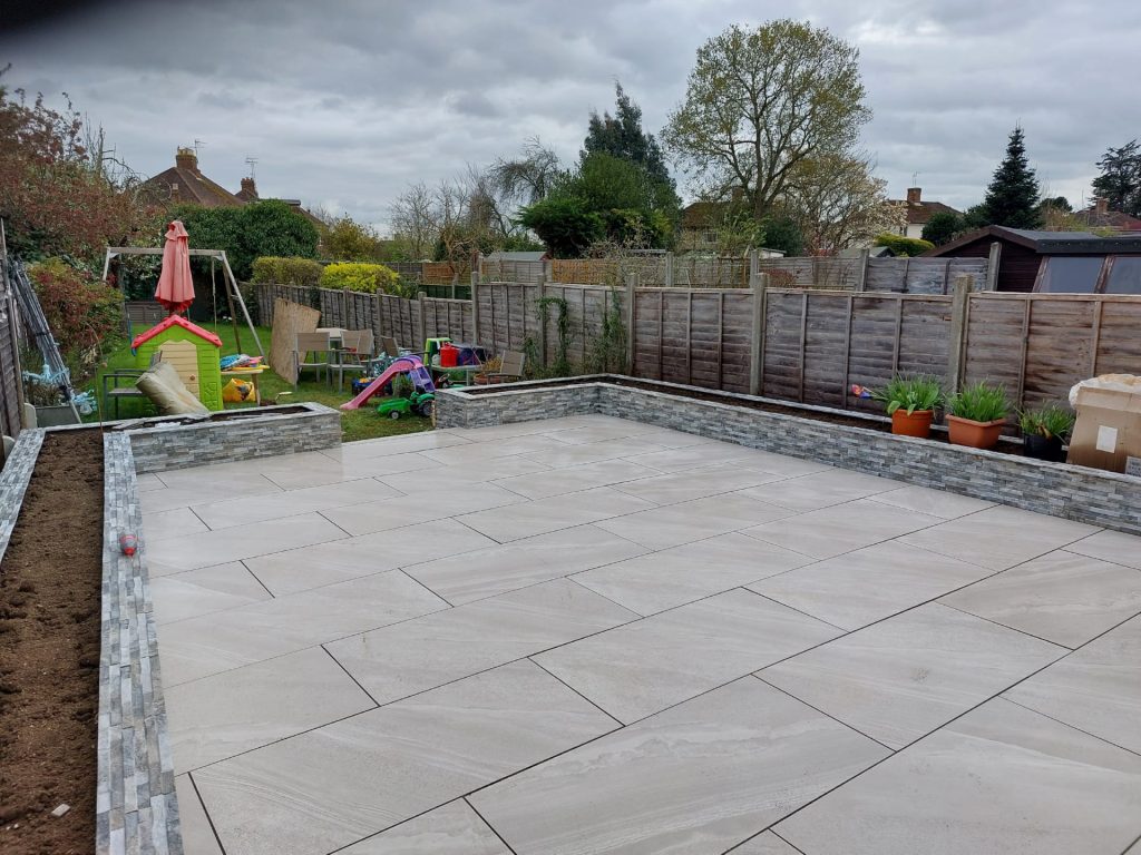 patio landscaping company in reading berkshire (55)